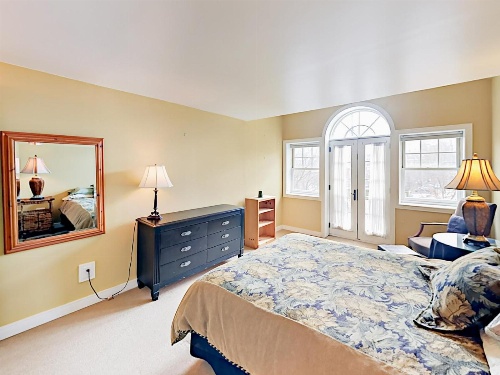 37 Hiawassee Condo Unit E302 image 3